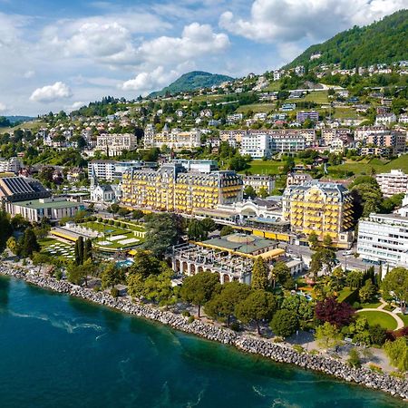 Fairmont Le Montreux Palace Exterior photo